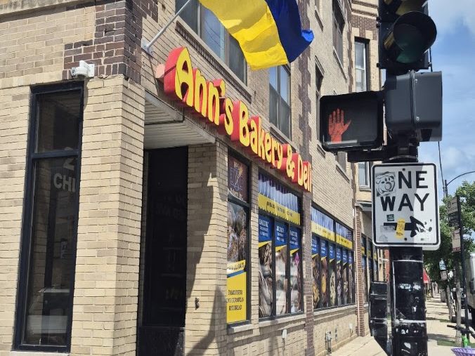 Ann's Bakery & Deli exterior