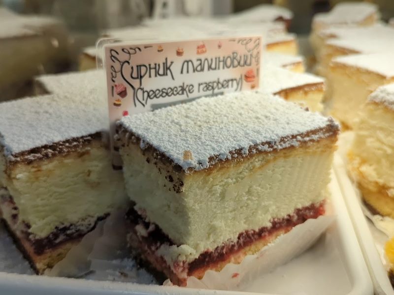 Ann's Bakery & Deli food